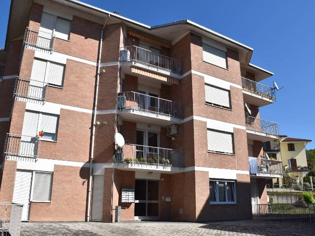 4-room flat in Viale Guglielmo Marconi 15, Strambino - Photo 1