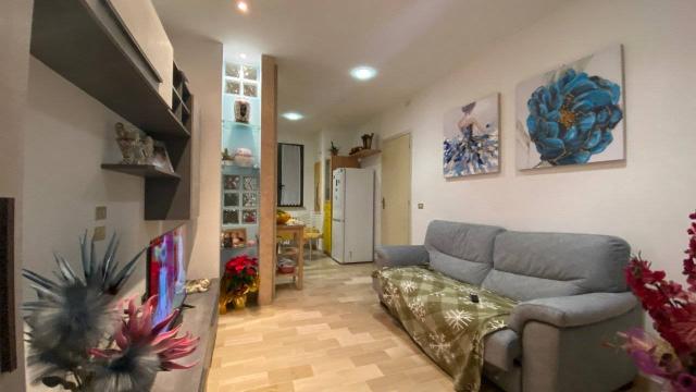 2-room flat in {3}, - Photo 1