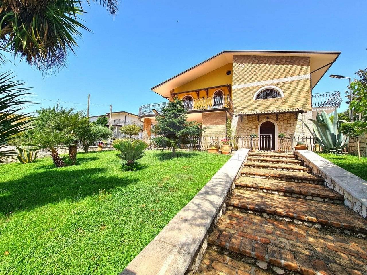 Villa in vendita a Avellino