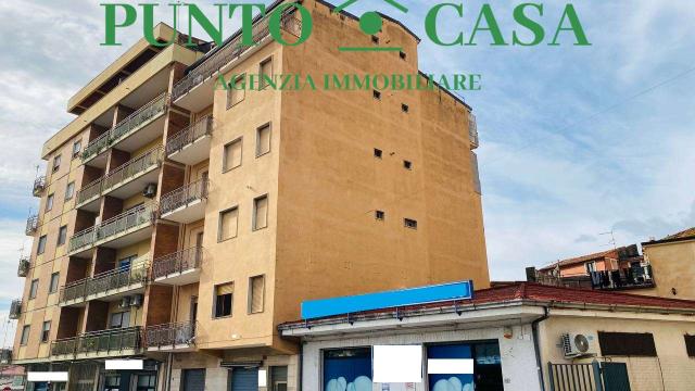 4-room flat in Via Alcide De Gasperi, Lamezia Terme - Photo 1