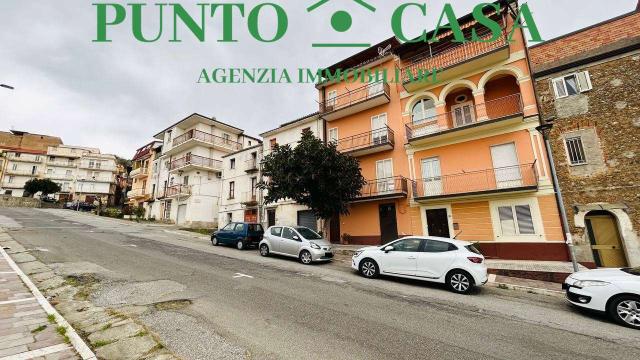 Einfamilienhaus in Piazza Garibaldi, Lamezia Terme - Foto 1