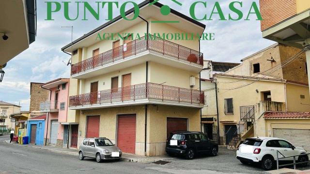 Villa in Via della Pace, Lamezia Terme - Foto 1