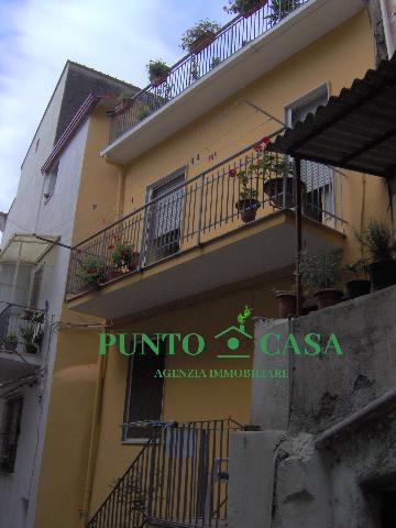 Detached house in Vico Primicerio Bernardi, Lamezia Terme - Photo 1