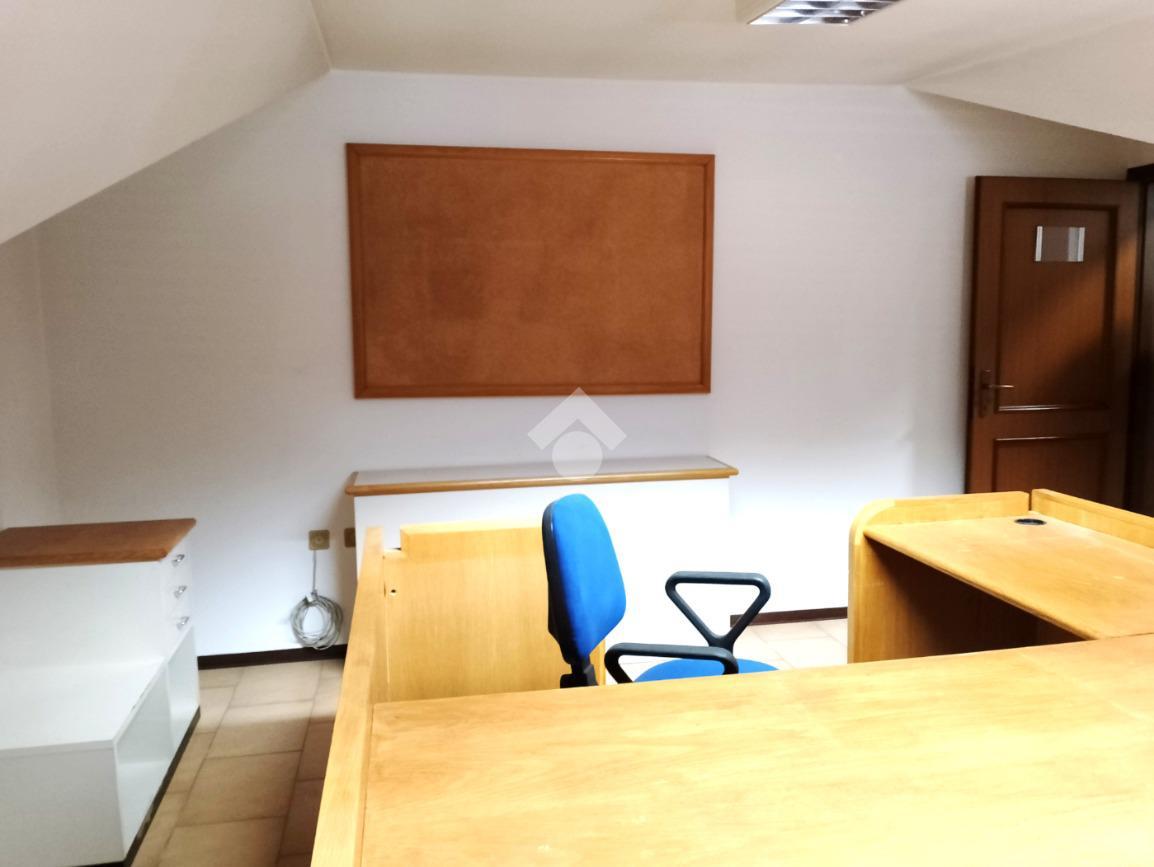 Ufficio in Via Giuseppe Garibaldi 45, Gambettola, {3} - Foto 2