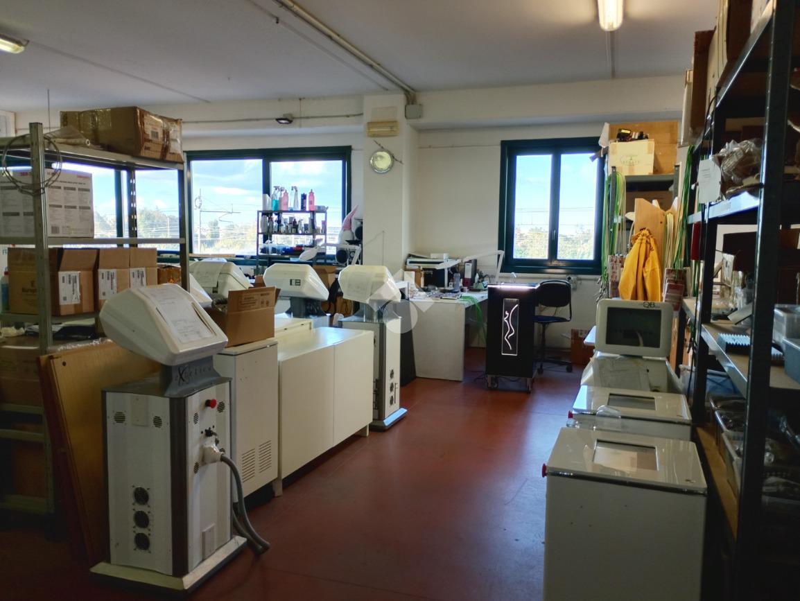 Capannone in Via S. Vito 43, Savignano Sul Rubicone, {3} - Foto 2