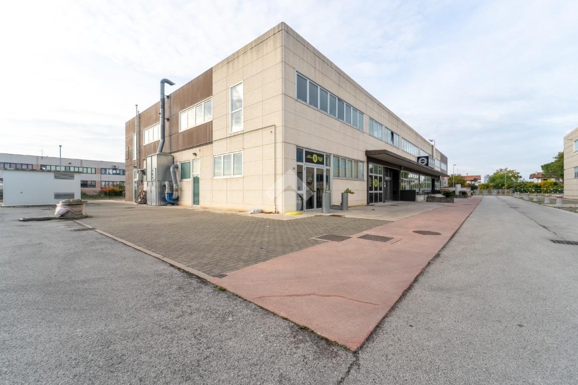 Capannone in Via Bellaria Nuova 518, San Mauro Pascoli, {3} - Foto 2