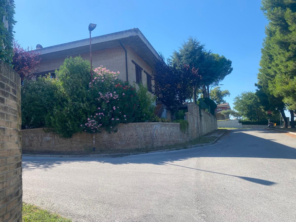 Villa in vendita a Recanati