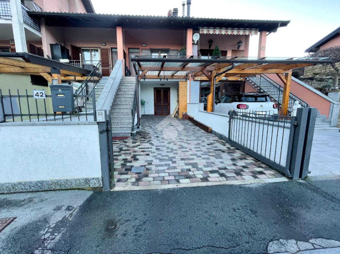 Villa a schiera in vendita a Lavena Ponte Tresa