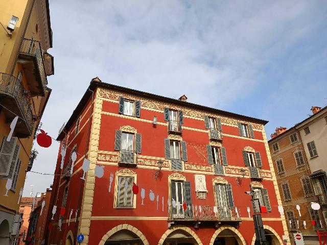 Attico in Piazza San Pietro 4a, Mondovì - Foto 1