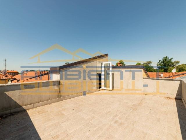 Penthouse in Via Giuseppe Bazzini 1, Carnate - Foto 1