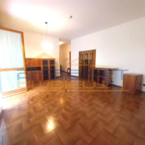 4-room flat in {3}, Via San Floriano 16 - Photo 1