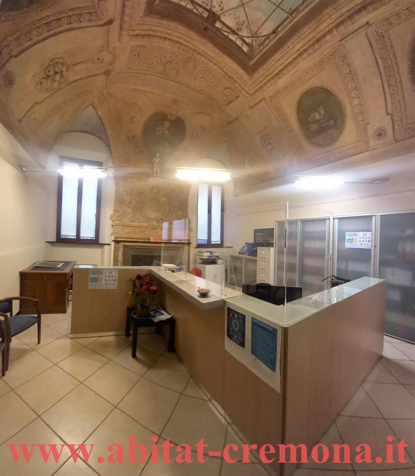 Ufficio in Via Ala Ponzone 22, Cremona, {3} - Foto 2