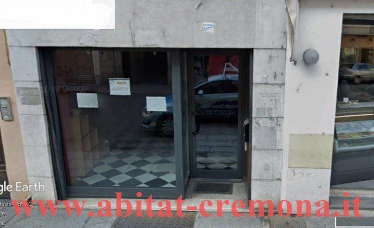 Locale commerciale in Corso Garibaldi 192, Cremona, {3} - Foto 1