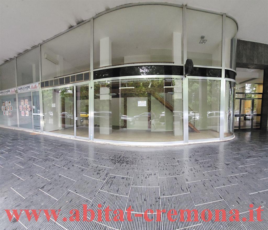 Negozio in Piazza Roma 1, Cremona, {3} - Foto 1