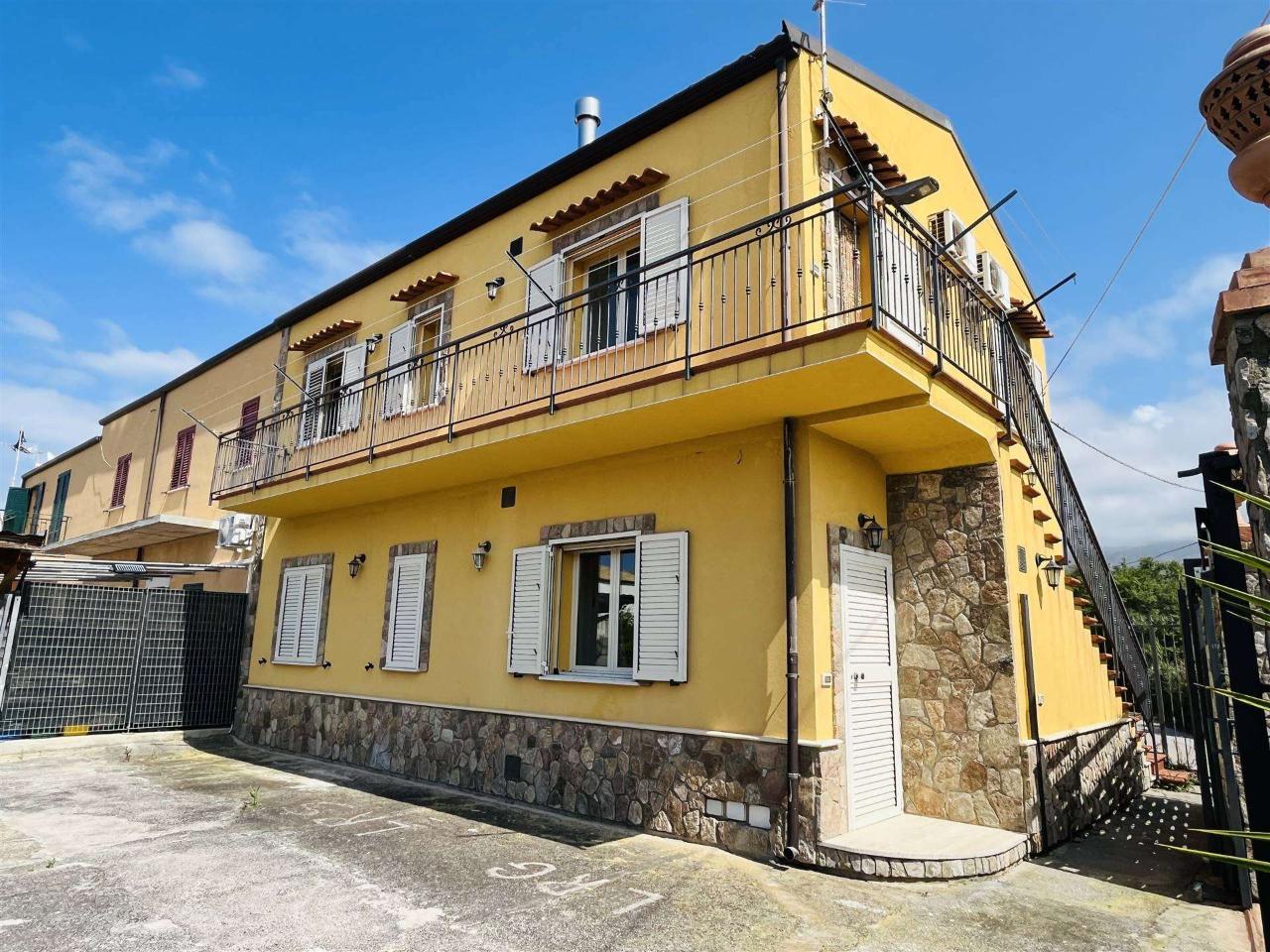 Villa a schiera in vendita a Lascari