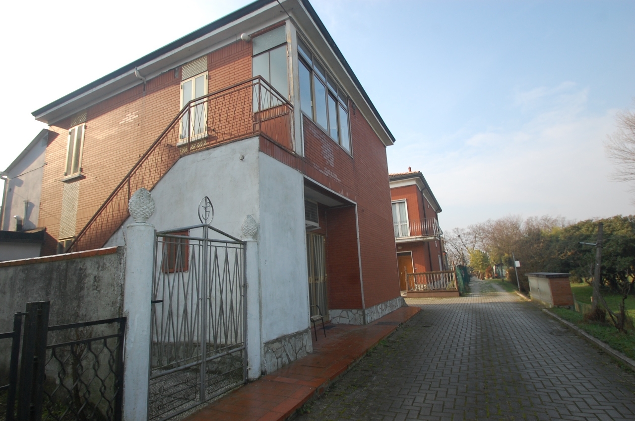 Casa indipendente in vendita a Ferrara