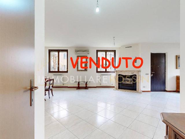 Villa a schiera in Via Marco Greppi 17, Buccinasco - Foto 1