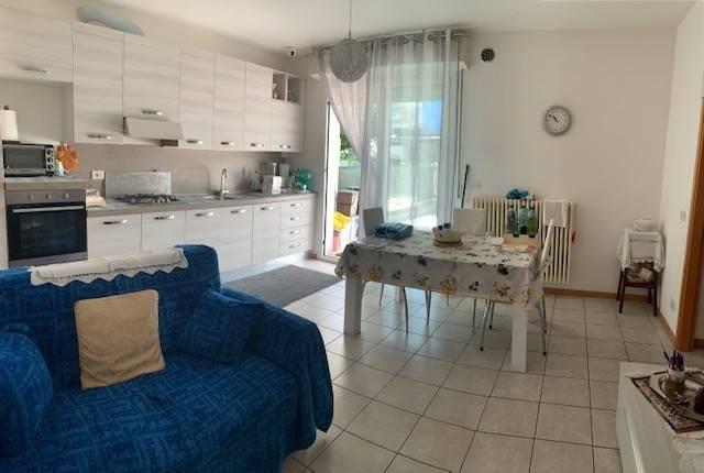 2-room flat in Via Veneto, Riccione - Photo 1