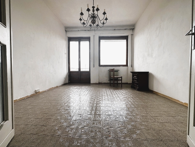 4-room flat in Via Reginaldo Giuliani 129, Firenze - Photo 1