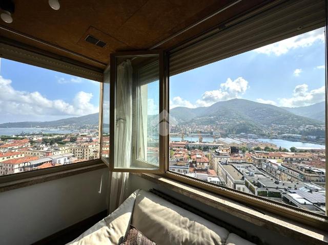 4-room flat in Galleria Goito 7, La Spezia - Photo 1