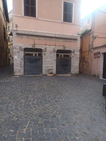 Shop in Piazza Marcantonio Colonna 15, Nettuno - Photo 1