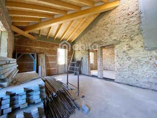 Detached house in Via Piave, Montevarchi - Photo 1