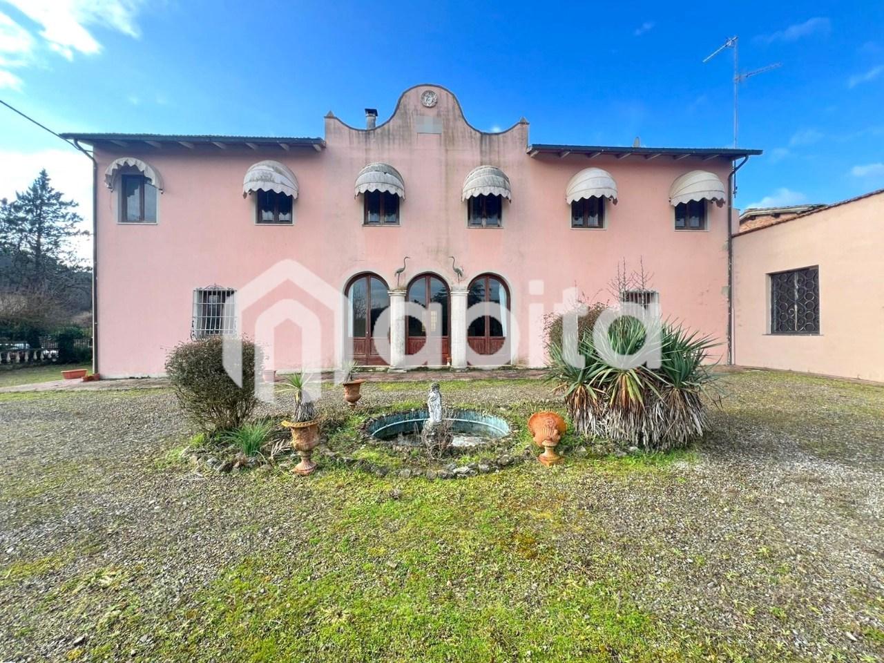 Casa indipendente in vendita a Montevarchi