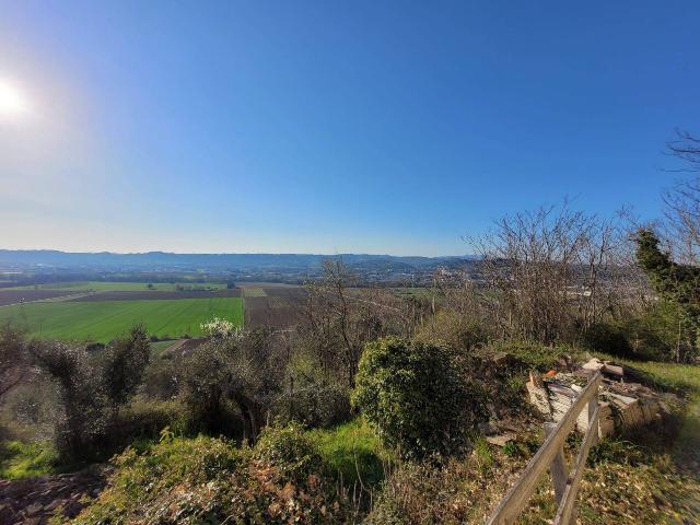 Country house or cottage in Strada Provinciale di Ponte San Giovanni Tratto 1, Torgiano - Photo 1