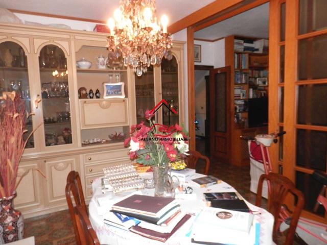 Mansion in {3}, Viale Parigi - Photo 1