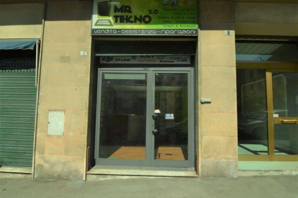 Negozio in Via Isonzo, Genova, {3} - Foto 1