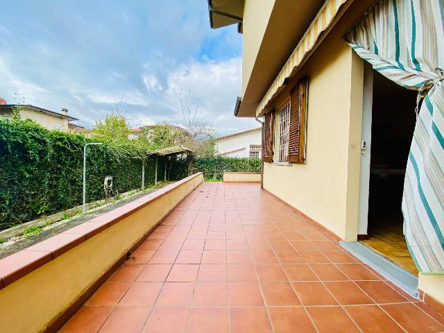 Villa in Via Goldora, Pietrasanta - Foto 1