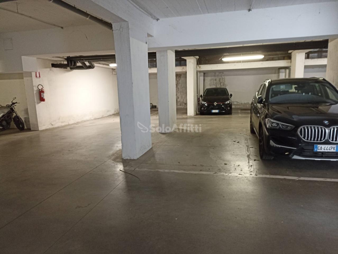 Parcheggio chiuso in Via Panciatichi 71, Firenze - Foto 1