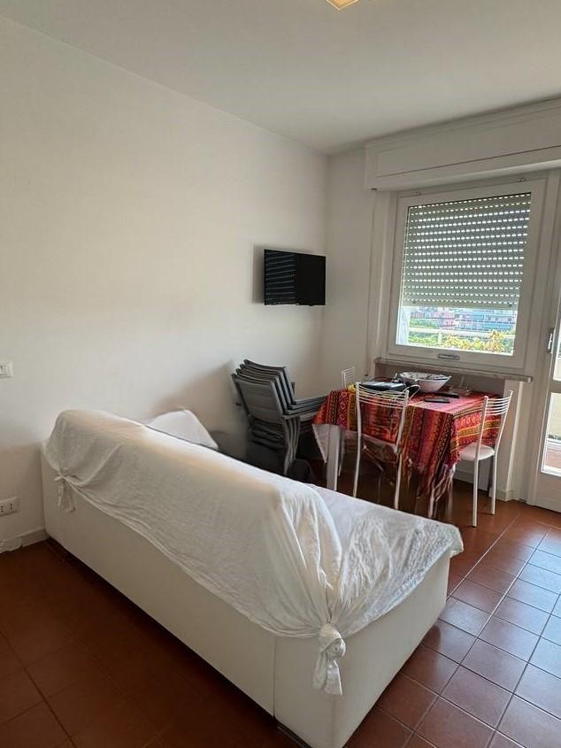 appartamento in vendita a Carrara in zona Marina di Carrara