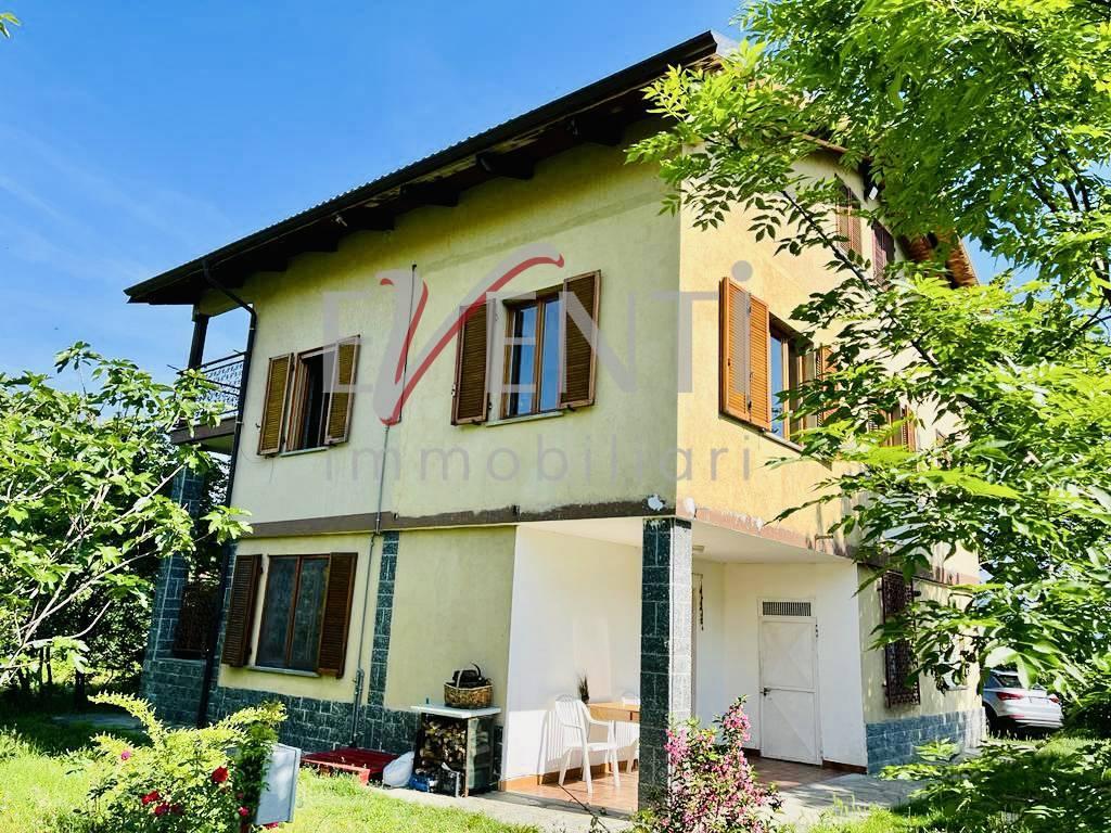 Villa in vendita a Roletto