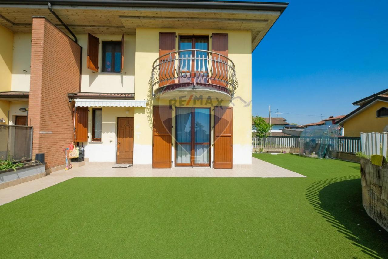Villa a schiera in vendita a Fornovo San Giovanni