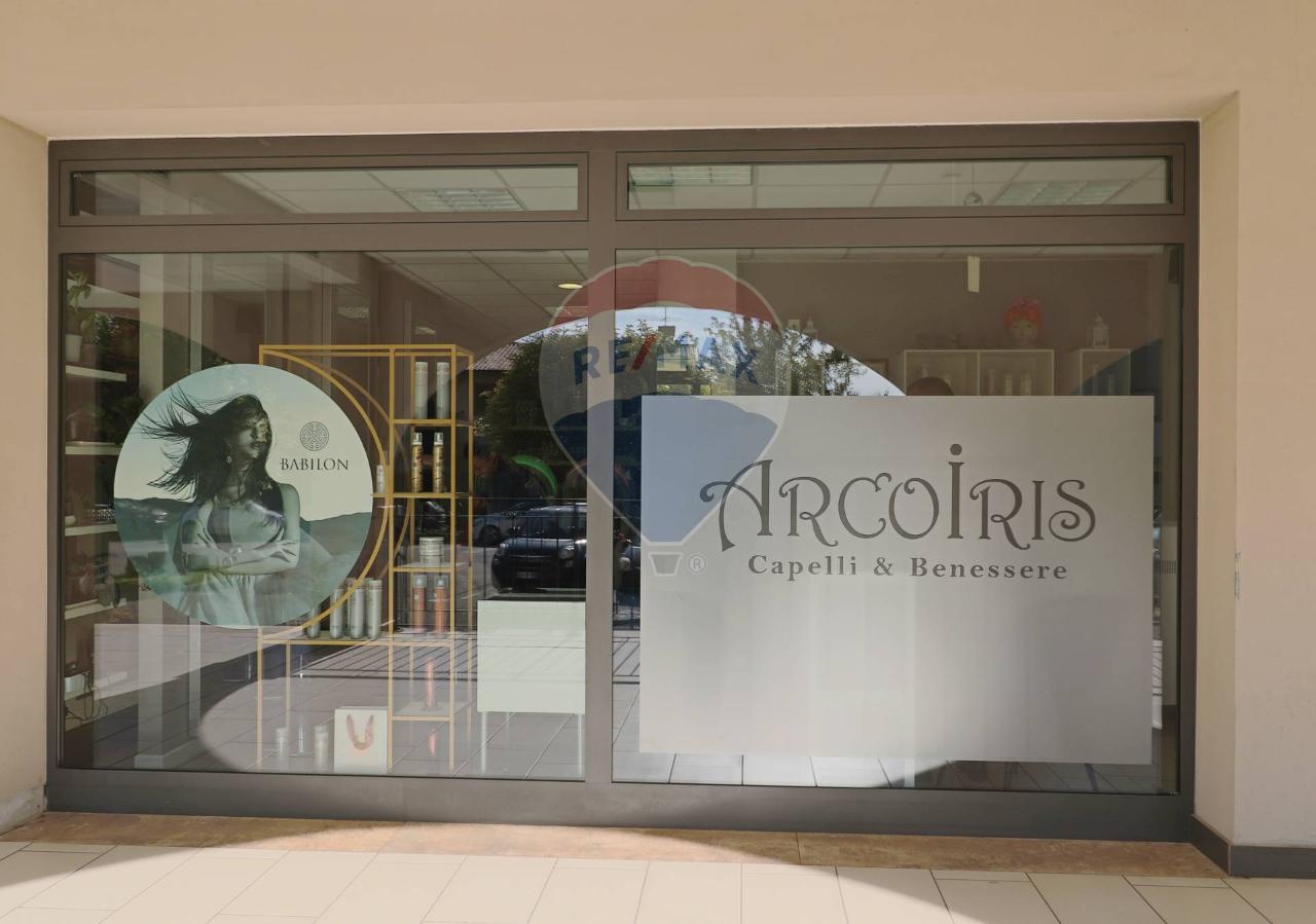 Esercizio commerciale in Via Sorte 23, Brembate Di Sopra, {3} - Foto 2
