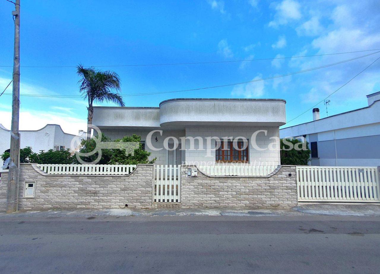 Villa in vendita a Castro
