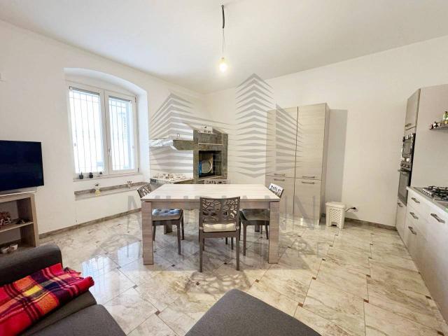 Detached house in Via Napoleone Bonaparte 1, Sannicandro di Bari - Photo 1