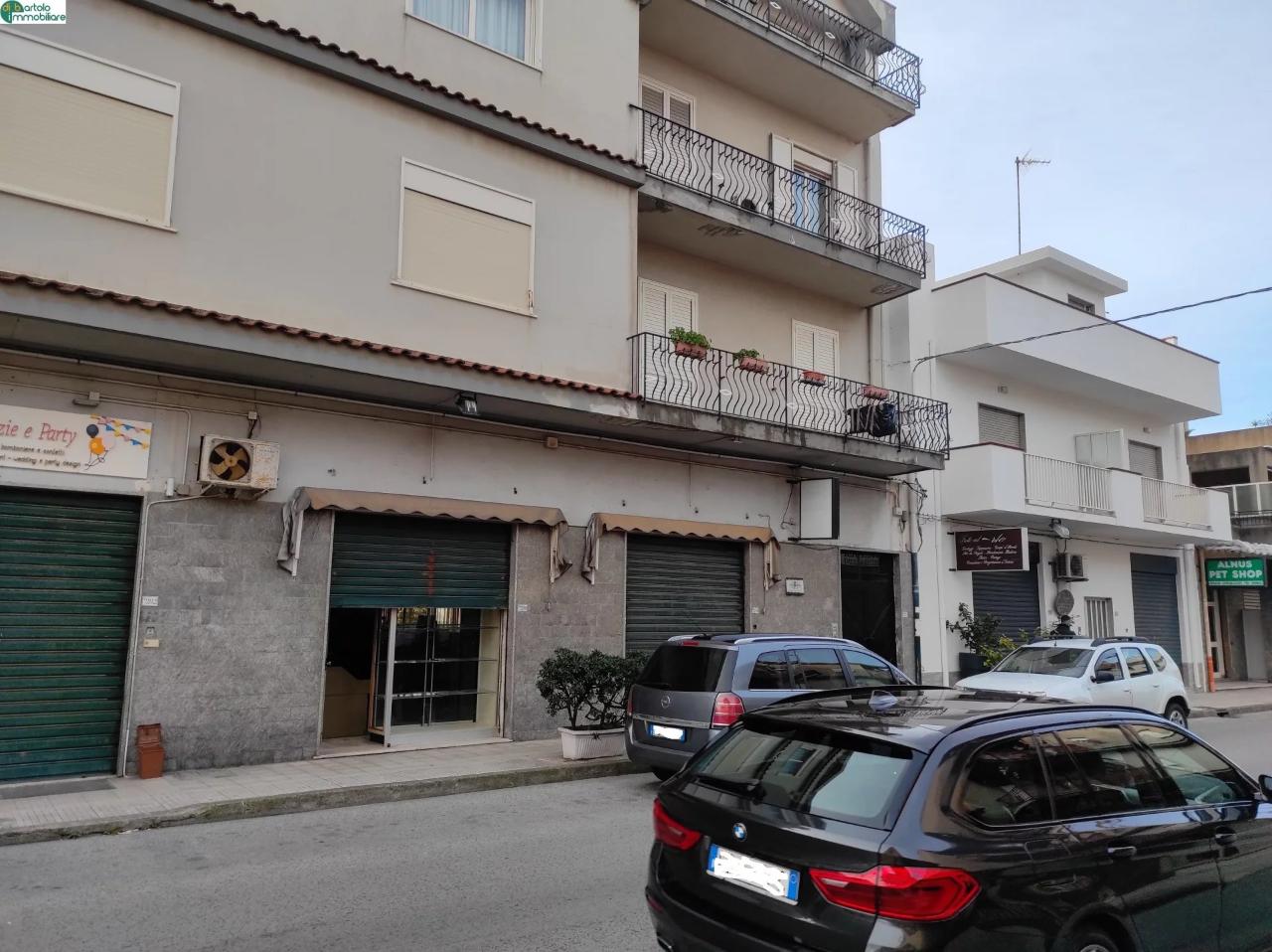 Negozio in , Rometta, {3} - Foto 2