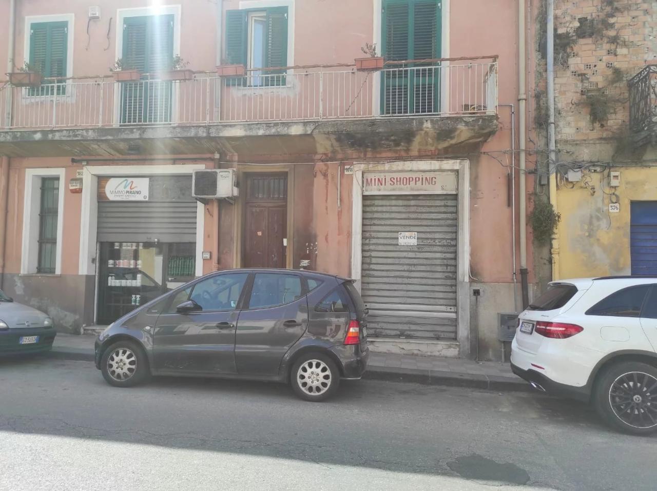 Negozio in , Messina, {3} - Foto 2