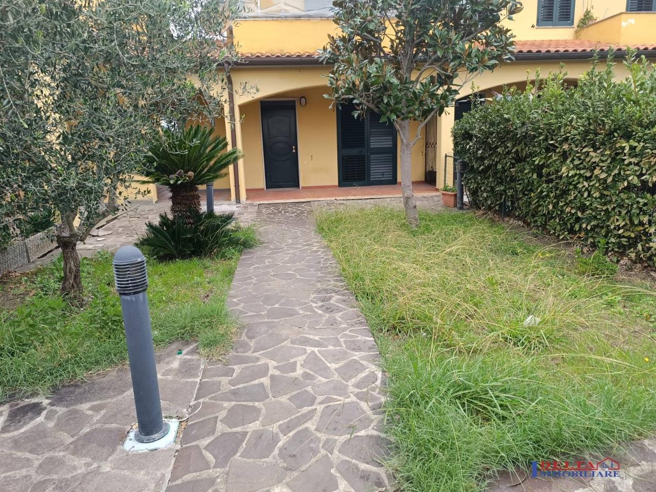 Casa indipendente in vendita a Castellina Marittima