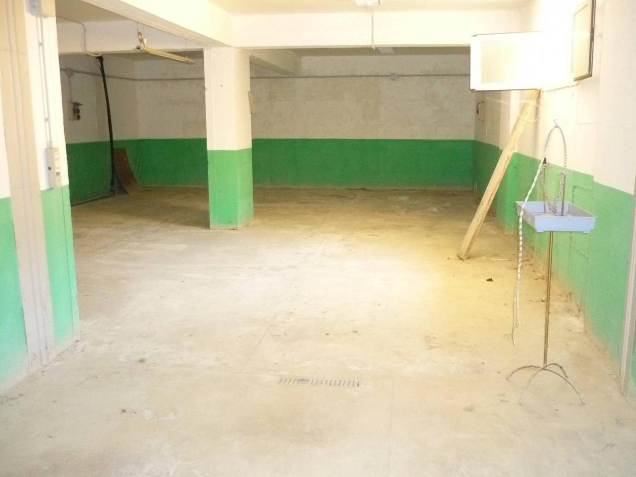 Magazzino in Via Inghilterra, Crotone - Foto 1