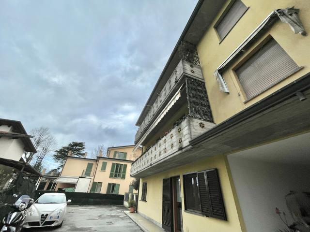 4-room flat, Pietrasanta - Photo 1