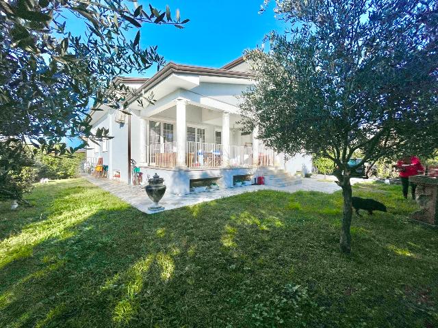 Villa a schiera, Pietrasanta - Foto 1