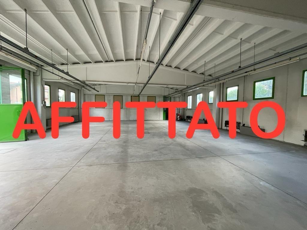 Laboratorio in Via dei Vignò 17, Varese, {3} - Foto 1