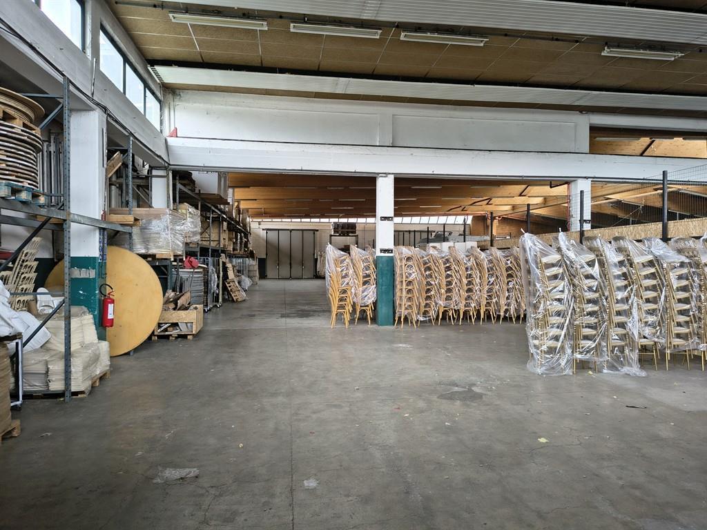 Magazzino in Via Mameli 56, Albizzate, {3} - Foto 1