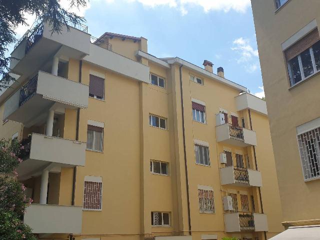 Vierzimmerwohnung in Viale San Bartolomeo 98, Grottaferrata - Foto 1