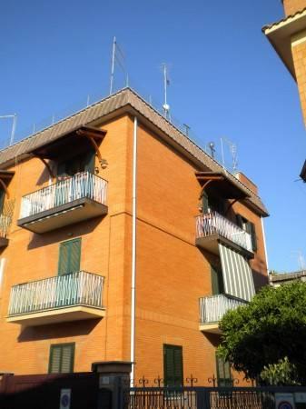 Apartament in Via Carlo Pirzio Biroli 60, Ciampino - Photo 1