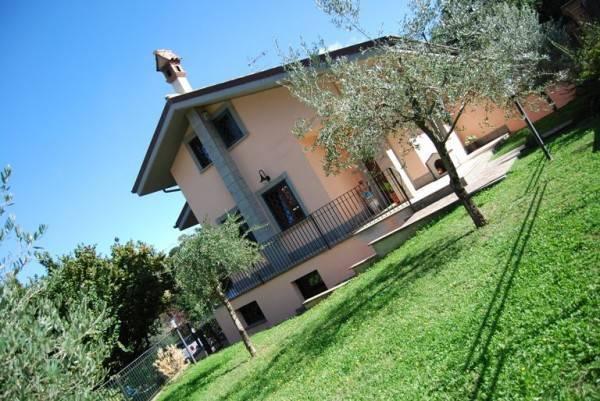 Mansion in Viale Vittorio Veneto 1, Grottaferrata - Photo 1