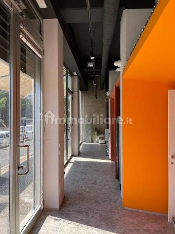 Shared office in Via del Forte Tiburtino, Roma - Photo 1